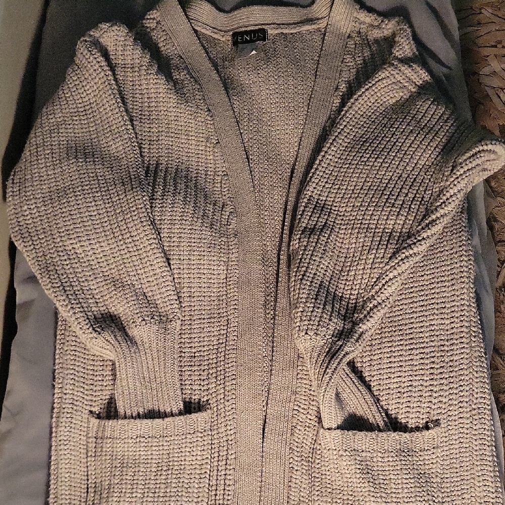 VENUS Textured Gray Cardigan